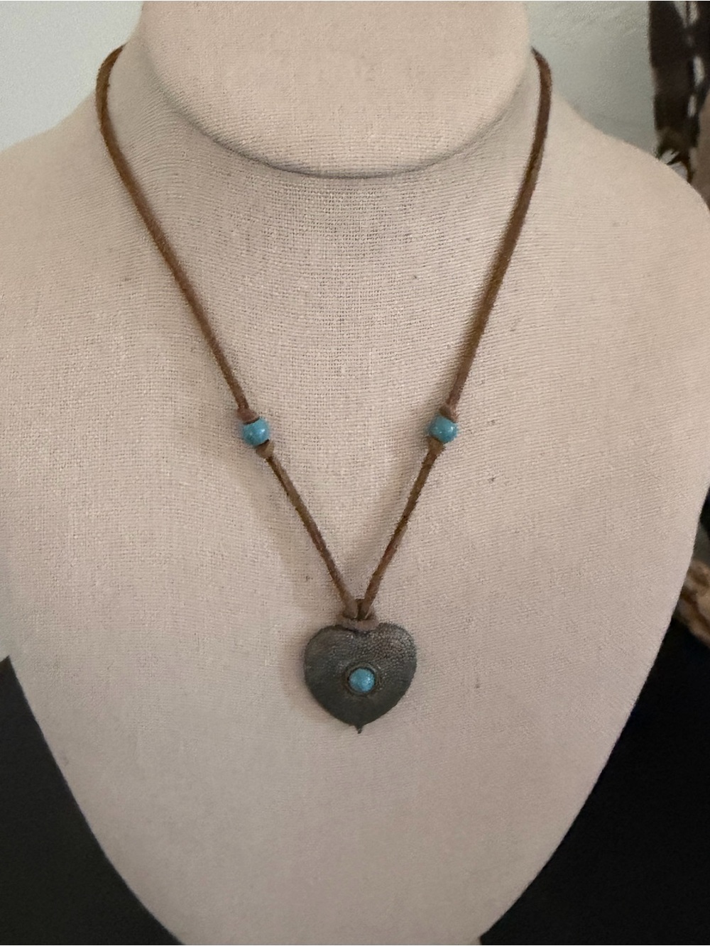 Vintage Y2K Bronze Heart & Turquoise Beaded Leather Cord Necklace